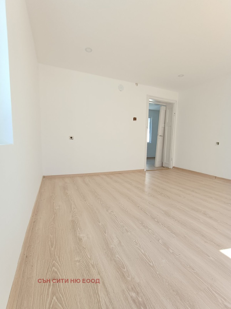 Na prodej  Dům oblast Sofia , Kostinbrod , 58 m2 | 87160951 - obraz [4]