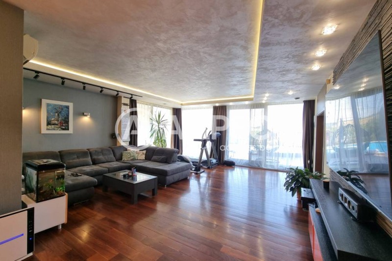 Продава  Къща област Перник , с. Рударци , 437 кв.м | 32472135