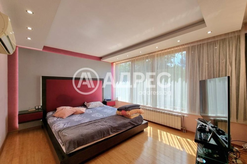 Продава  Къща област Перник , с. Рударци , 437 кв.м | 32472135 - изображение [11]