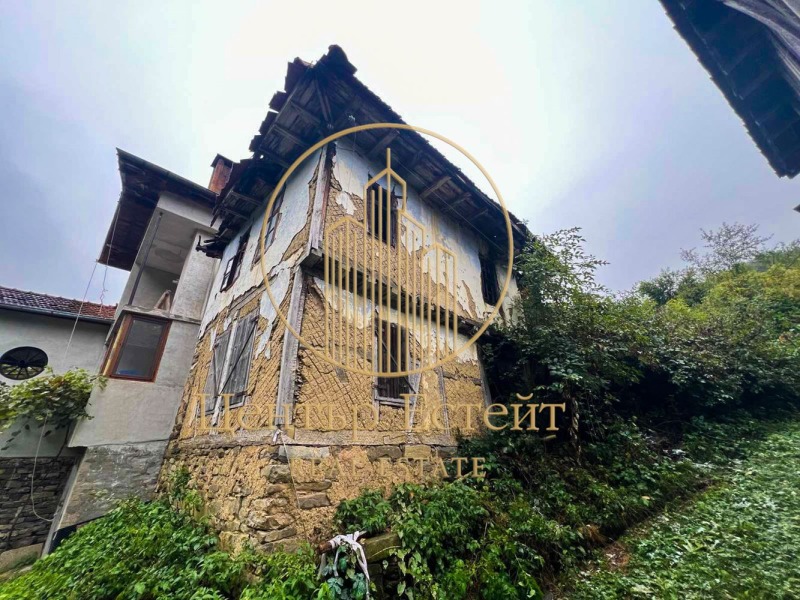 Продава КЪЩА, с. Чифлик, област Ловеч, снимка 2 - Къщи - 52954934