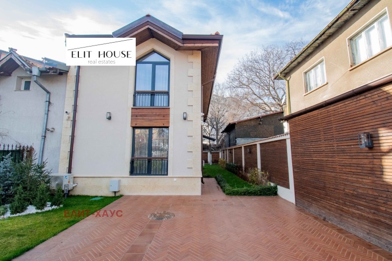 Продава КЪЩА, гр. София, Карпузица, снимка 16 - Къщи - 52829084