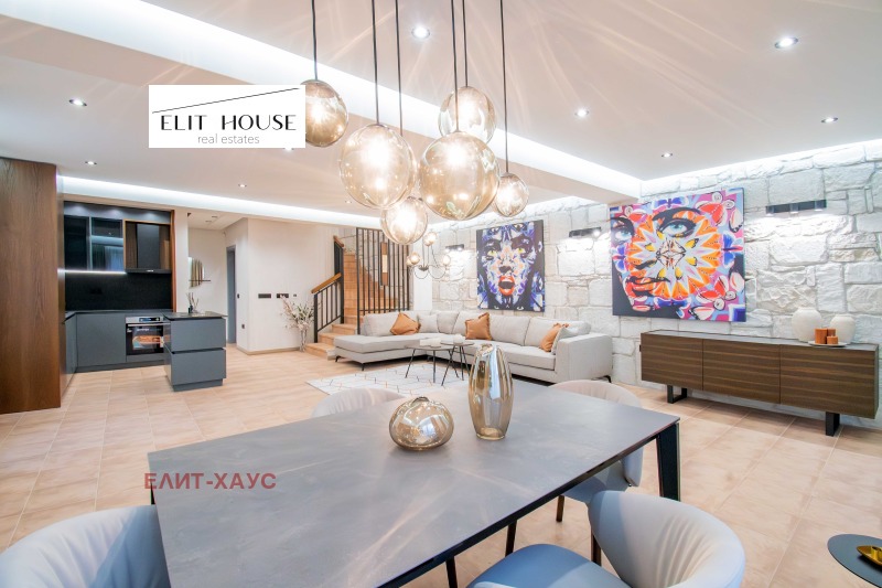 Продава КЪЩА, гр. София, Карпузица