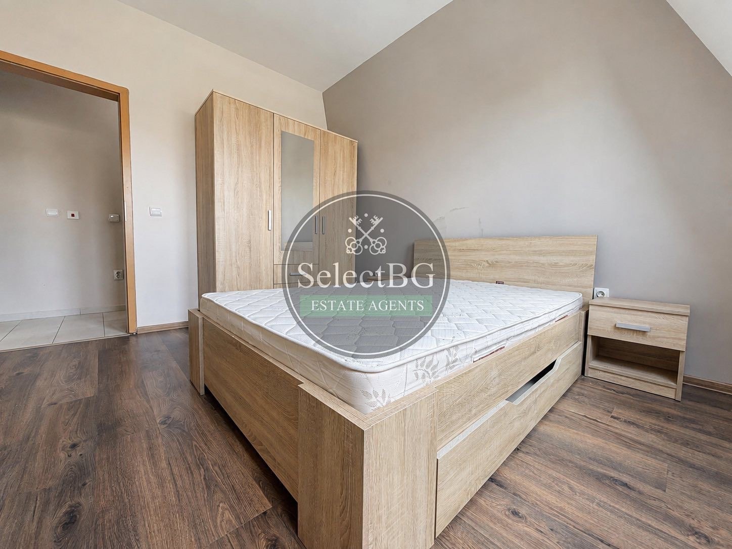 Продава 3-СТАЕН, гр. Велико Търново, Център, снимка 8 - Апартаменти - 54897002
