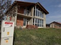 Продава КЪЩА, област Пловдив, с. Оризари • 175000 € / 342270.25 лв. • 77567084 2