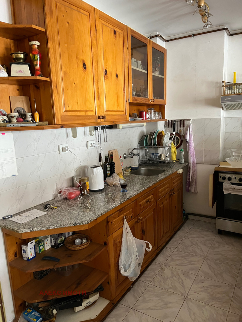 Na sprzedaż  1 sypialnia Sofia , Karpuzica , 80 mkw | 37183796 - obraz [7]
