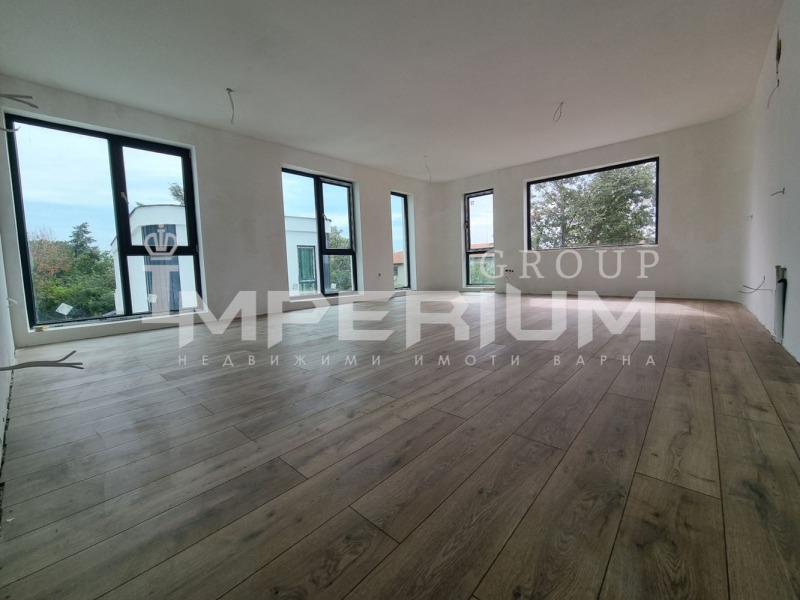 À venda  2 quartos Varna , m-t Gorna Traka , 126 m² | 92184666 - imagem [2]