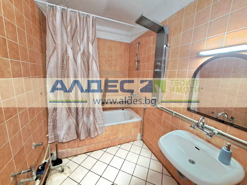 Na sprzedaż  2 sypialnie Sofia , Lozenec , 117 mkw | 25213305 - obraz [10]