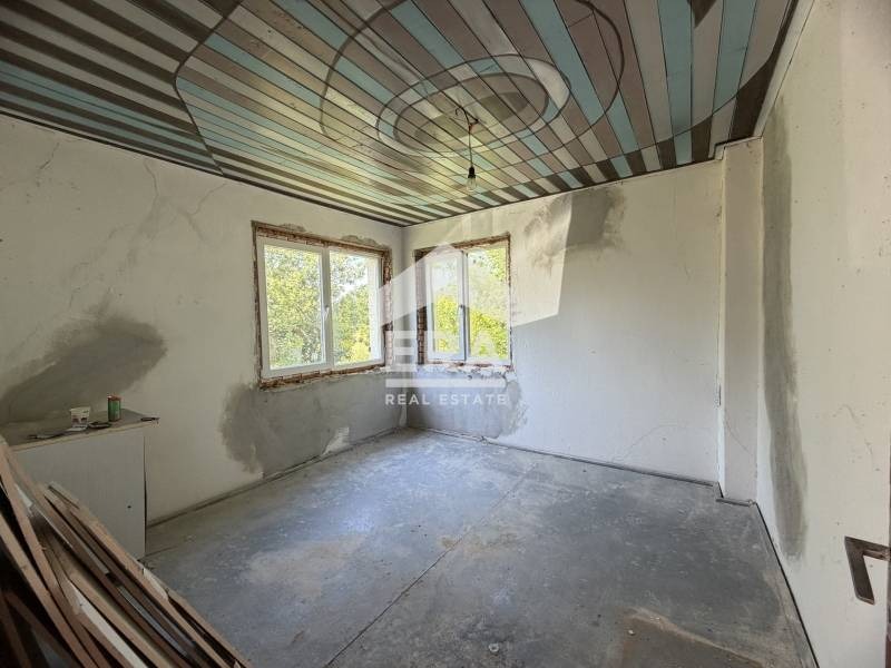Продава КЪЩА, с. Русаля, област Велико Търново, снимка 3 - Къщи - 54710057