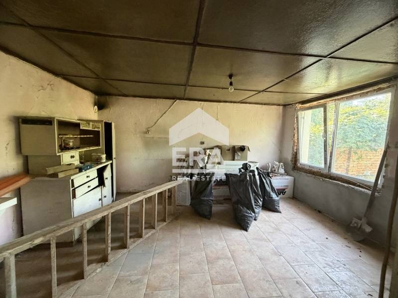 Продава КЪЩА, с. Русаля, област Велико Търново, снимка 9 - Къщи - 54710057