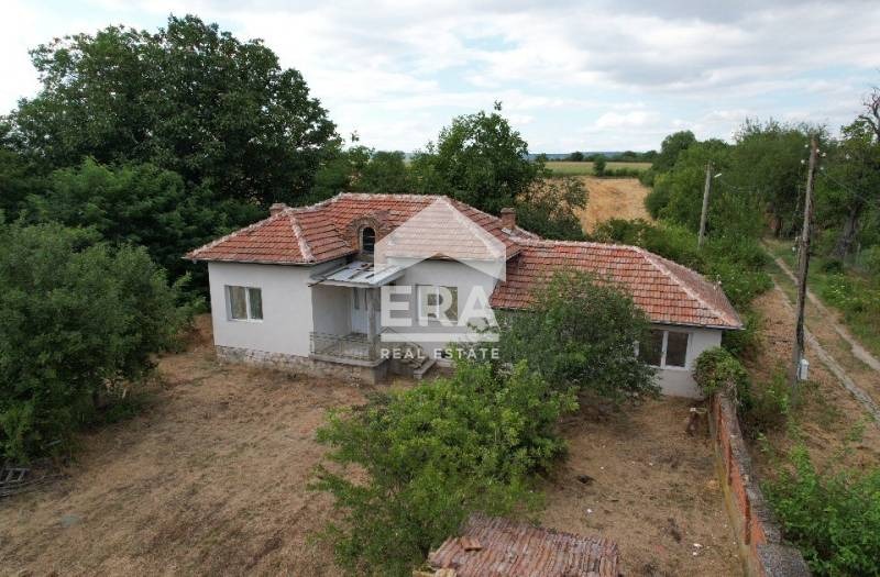 Продава КЪЩА, с. Русаля, област Велико Търново