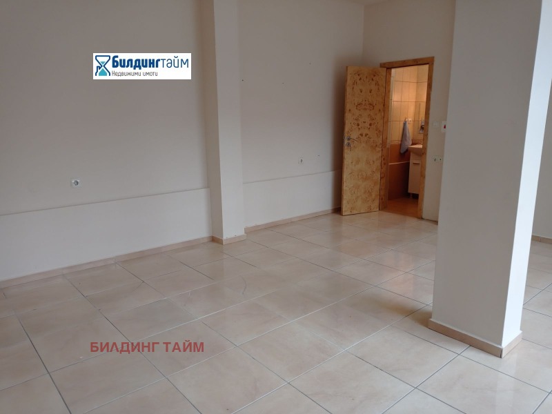 Продава МАГАЗИН, гр. Шумен, Център, снимка 2 - Магазини - 52739915