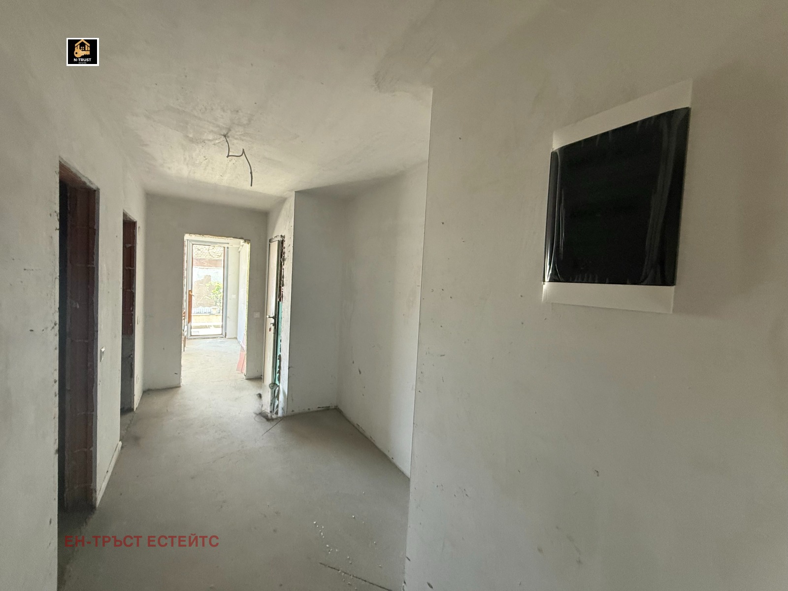 Продава 2-СТАЕН, гр. София, Горубляне, снимка 2 - Апартаменти - 55310441