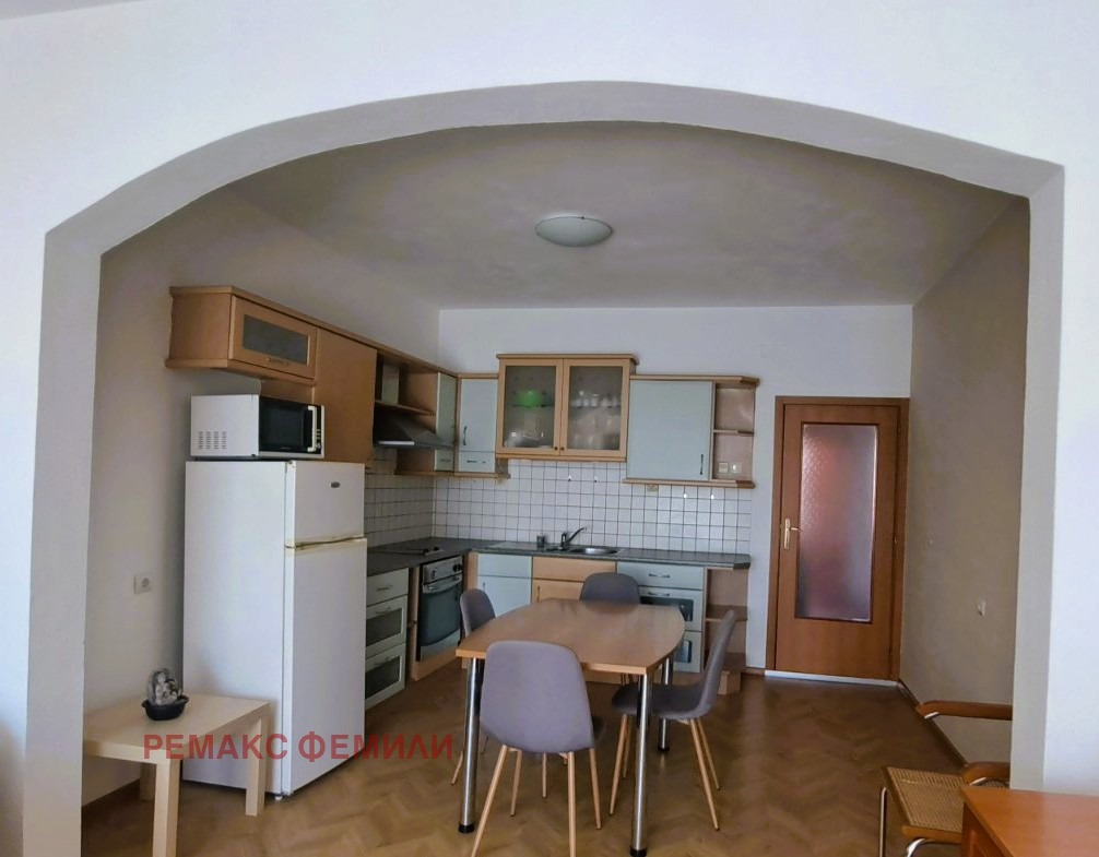 Продава 3-СТАЕН, гр. Варна, Център, снимка 2 - Апартаменти - 54631024