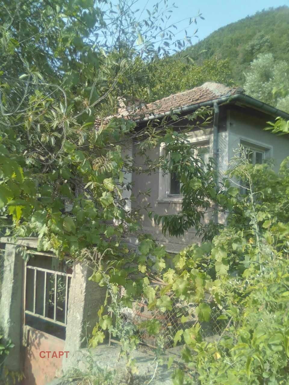 Продава КЪЩА, с. Пчелиново, област Стара Загора
