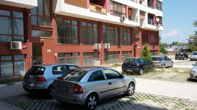 Продава МАГАЗИН в град София, Люлин 10 - 49 кв.м / 70 000 € » 136 908.10 лв., РИК-ОМ ЕООД