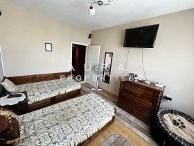 1 quarto Stefan Karadja, Razgrad 5