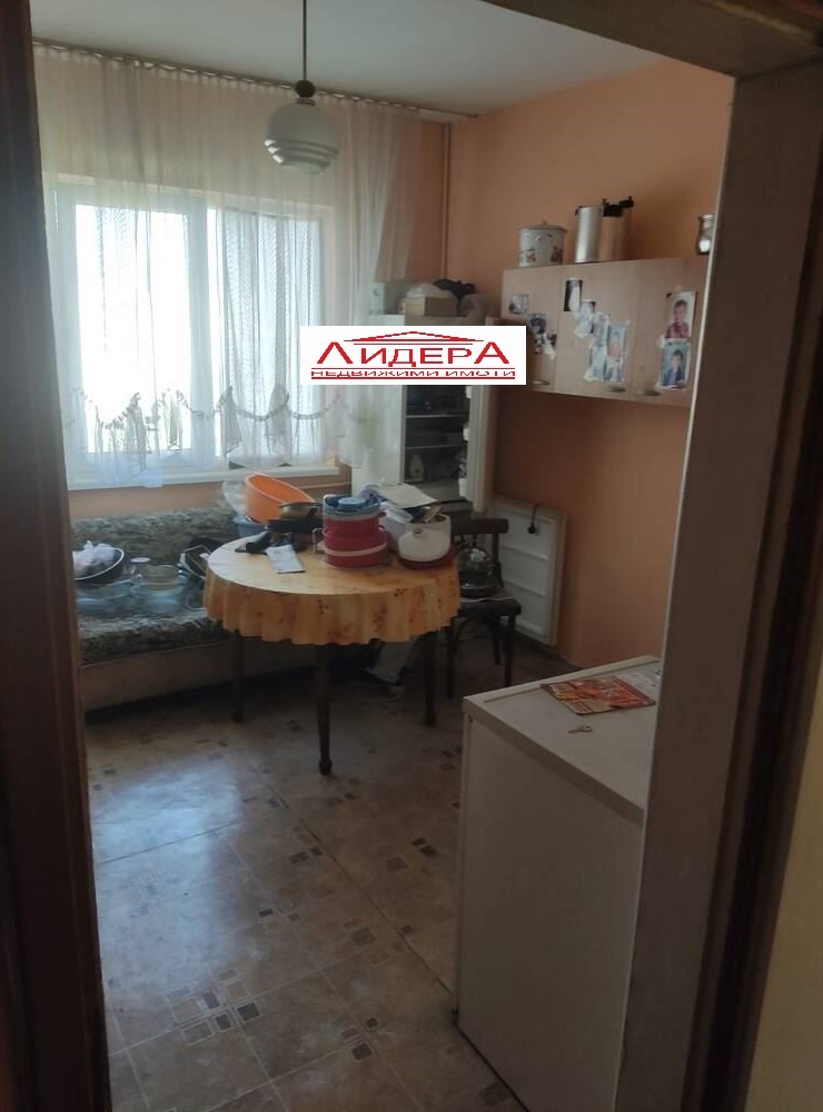 Продава МНОГОСТАЕН, гр. Пловдив, Тракия, снимка 4 - Aпартаменти - 47509894