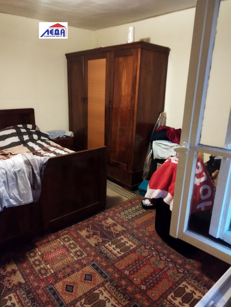 Till salu  Hus Pleven , 9-ti kvartal , 50 kvm | 64304558 - bild [3]