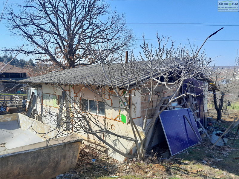 Продава ВИЛА в град Монтана, Мала Кутловица - 35 кв.м / 25 000 € » 48 895.75 лв., ХЕЛИОС-М