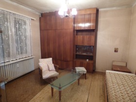 2 slaapkamers Doktorski pametnik, Sofia 2