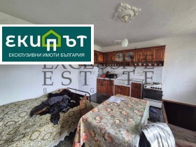 Продава къща област Варна с. Ветрино - [1] 