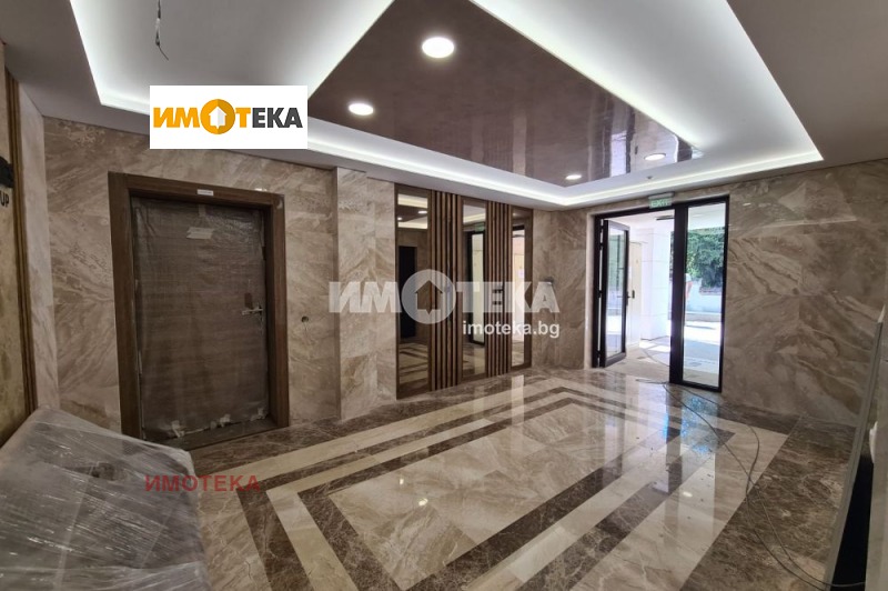 Продаја  1 спаваћа соба Софија , Крастова вада , 79 м2 | 94475304