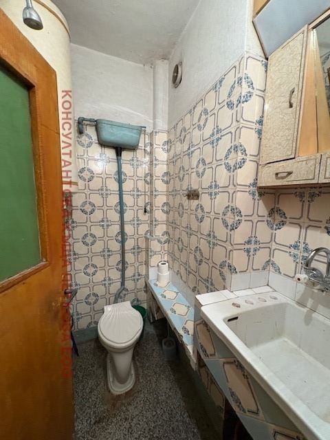 Продава 2-СТАЕН, гр. Ловеч, Широк център, снимка 7 - Апартаменти - 53433209