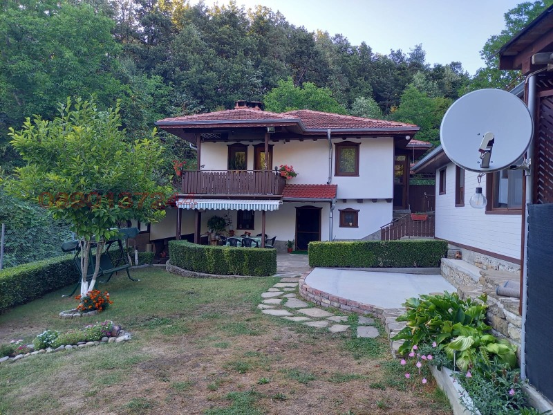 Продава КЪЩА, гр. Трявна, област Габрово, снимка 3 - Къщи - 52804343