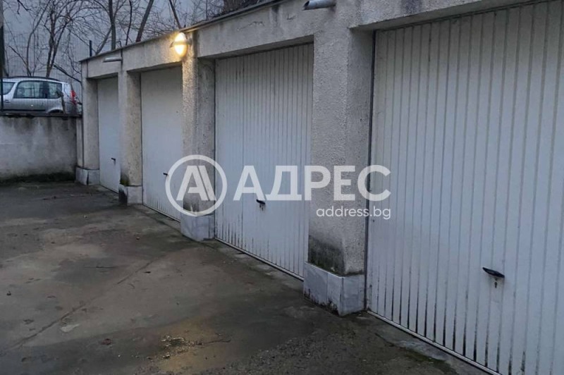 Продава ГАРАЖ, ПАРКОМЯСТО, гр. София, Лозенец, снимка 4 - Гаражи и паркоместа - 47518787