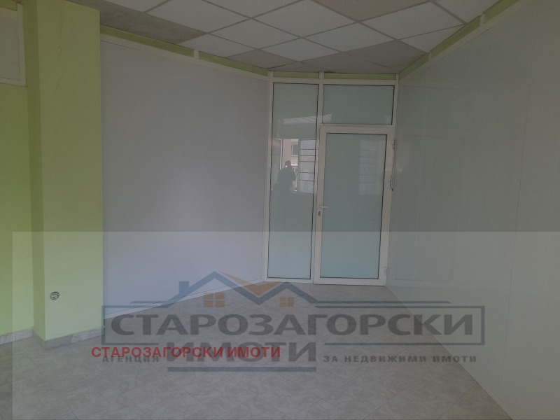 Te koop  Kantoor Stara Zagora , Tsentar , 23 m² | 92342793 - afbeelding [5]