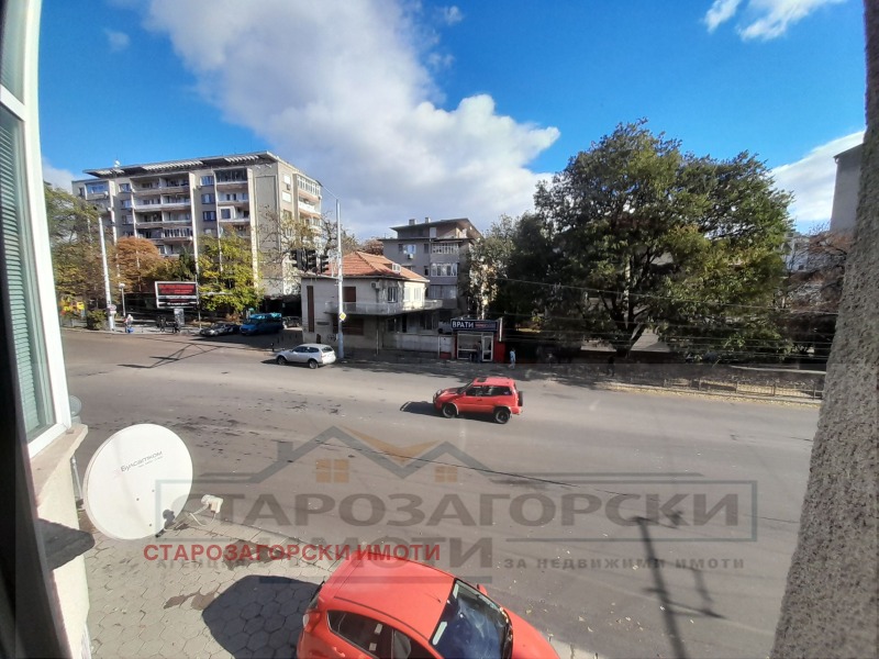 Te koop  Kantoor Stara Zagora , Tsentar , 23 m² | 92342793 - afbeelding [4]