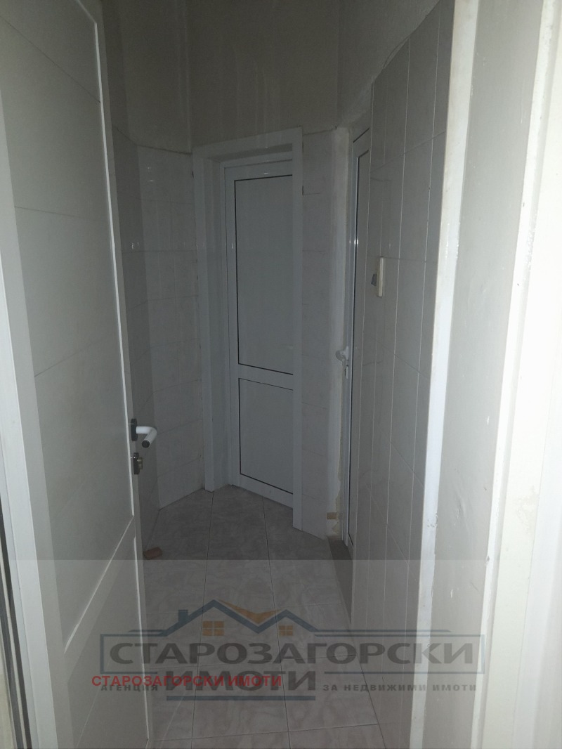 Te koop  Kantoor Stara Zagora , Tsentar , 23 m² | 92342793 - afbeelding [9]