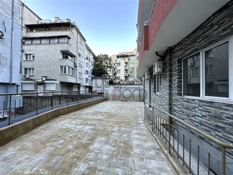 Продава БИЗНЕС ИМОТ, гр. Русе, Център, снимка 2 - Други - 52603835