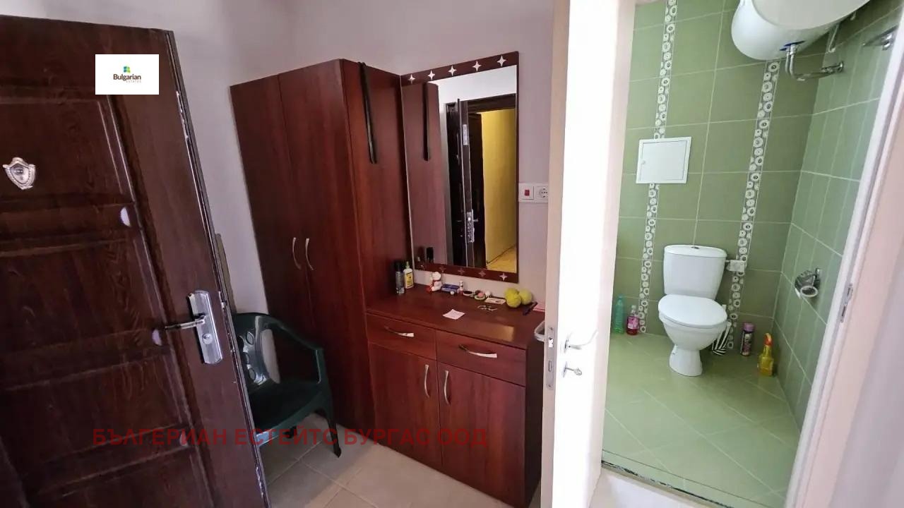 Продава 2-СТАЕН, гр. Бургас, Изгрев, снимка 3 - Апартаменти - 55545562