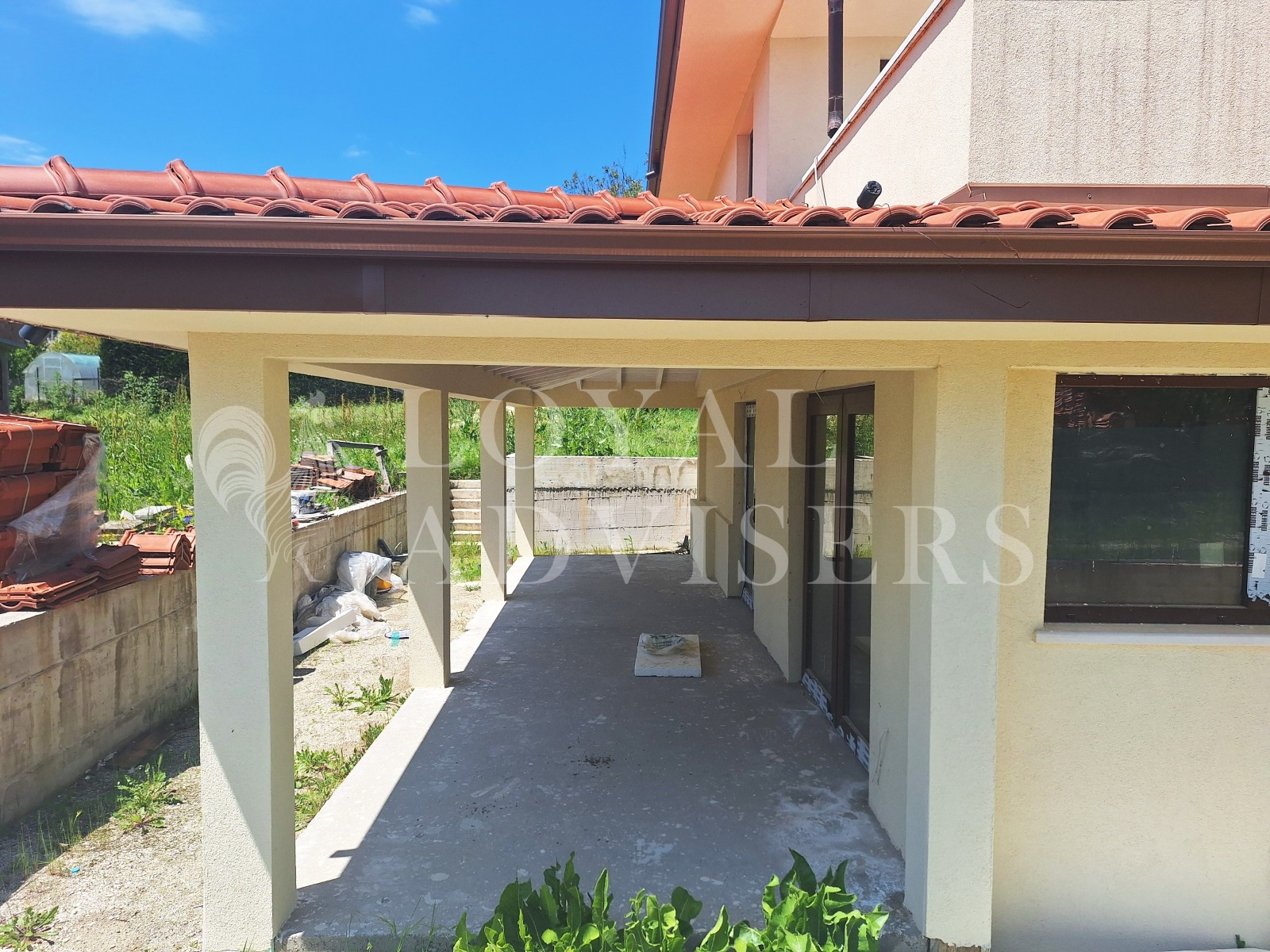 Продава КЪЩА, с. Долище, област Варна, снимка 2 - Къщи - 54605773