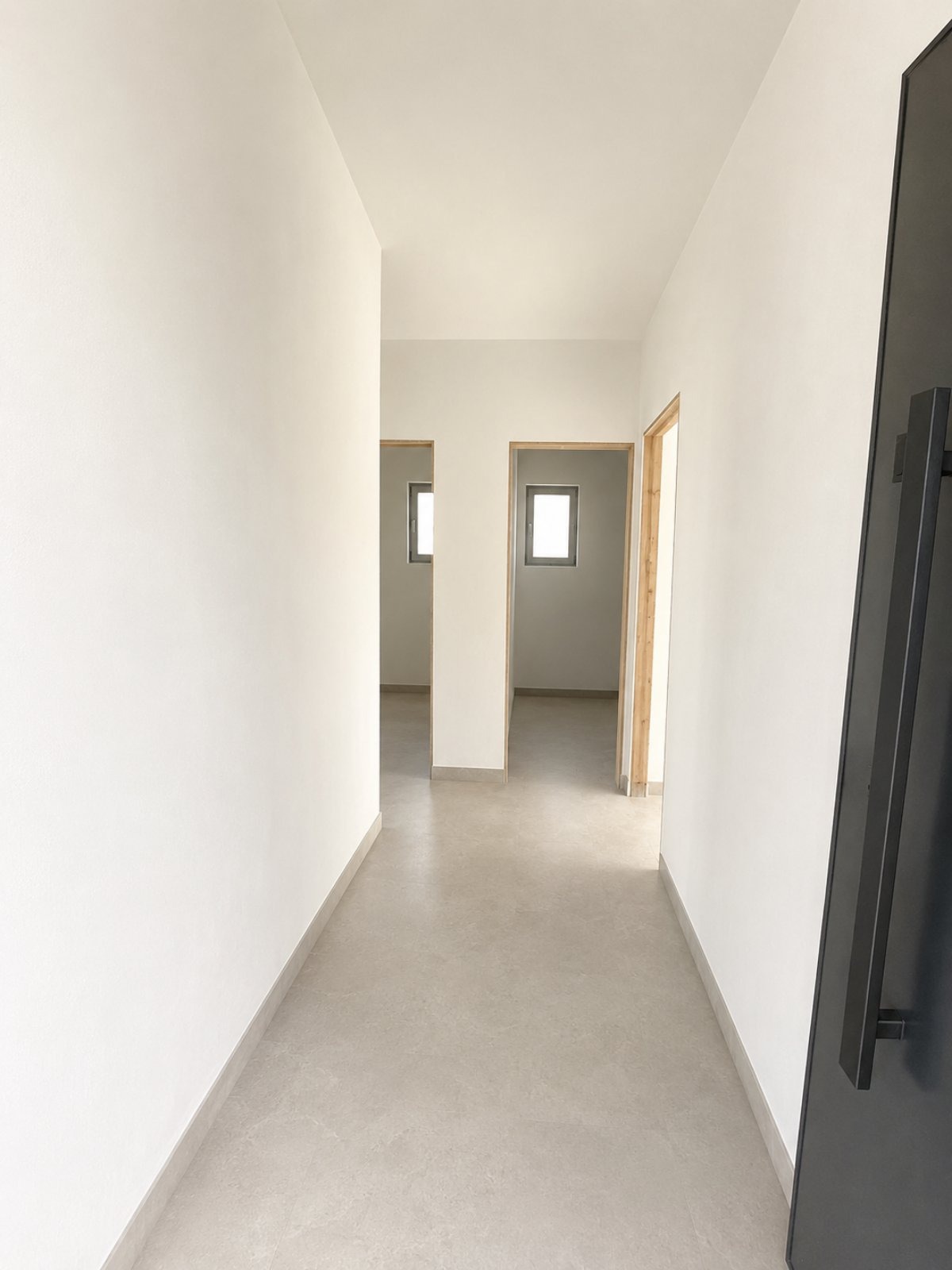 Продава КЪЩА, с. Яребична, област Варна, снимка 6 - Къщи - 55523293