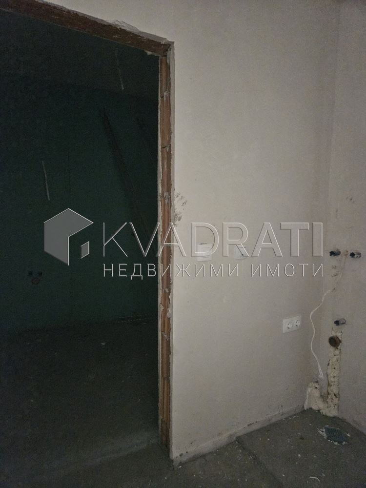 In vendita  2 camere da letto Plovdiv , Peshtersko shose , 117 mq | 81928119 - Immagine [7]