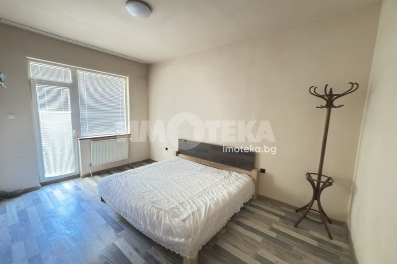 Myytävänä  2 makuuhuonetta Sofia , Zona B-5 , 114 neliömetriä | 69840949 - kuva [12]