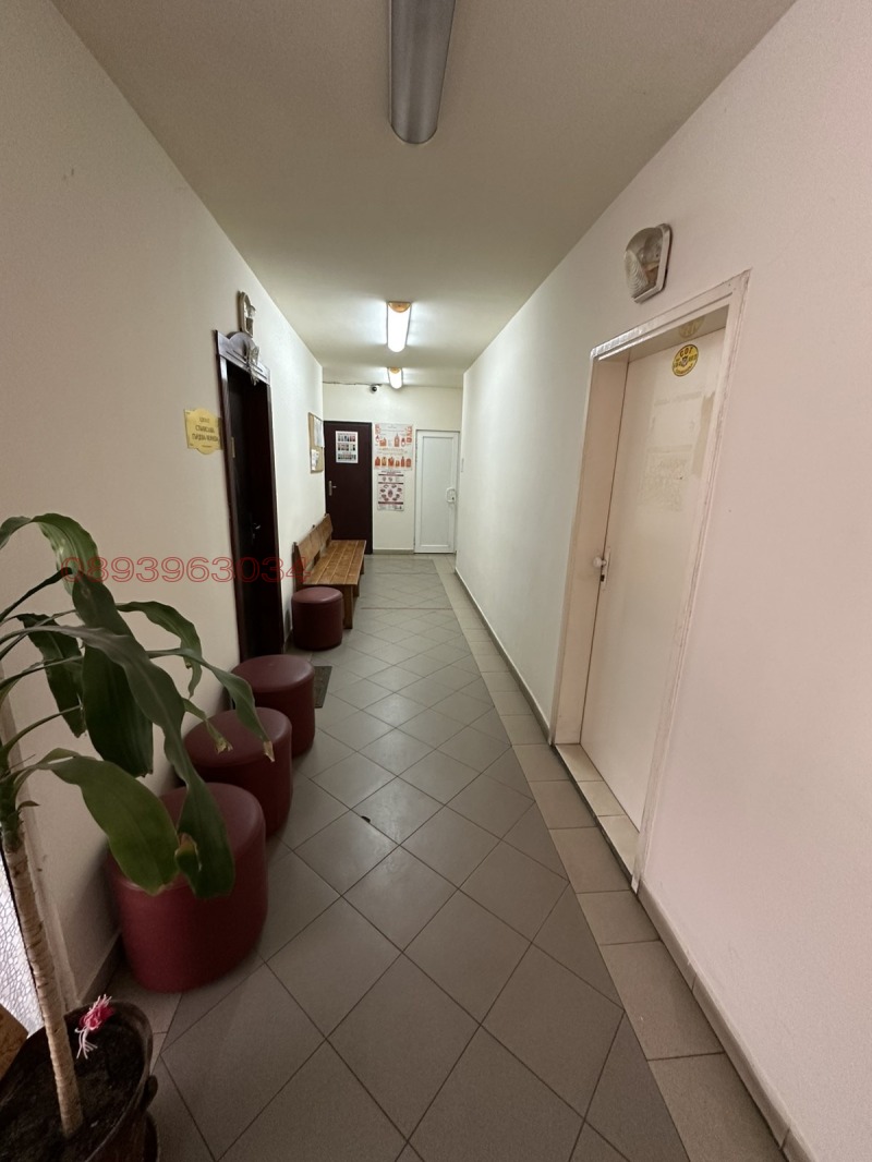 Продава ОФИС, гр. Казанлък, област Стара Загора, снимка 6 - Офиси - 52783327