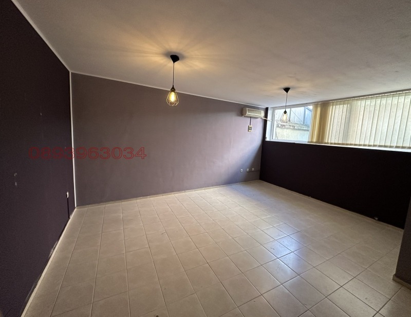 Продава ОФИС, гр. Казанлък, област Стара Загора, снимка 3 - Офиси - 52783327