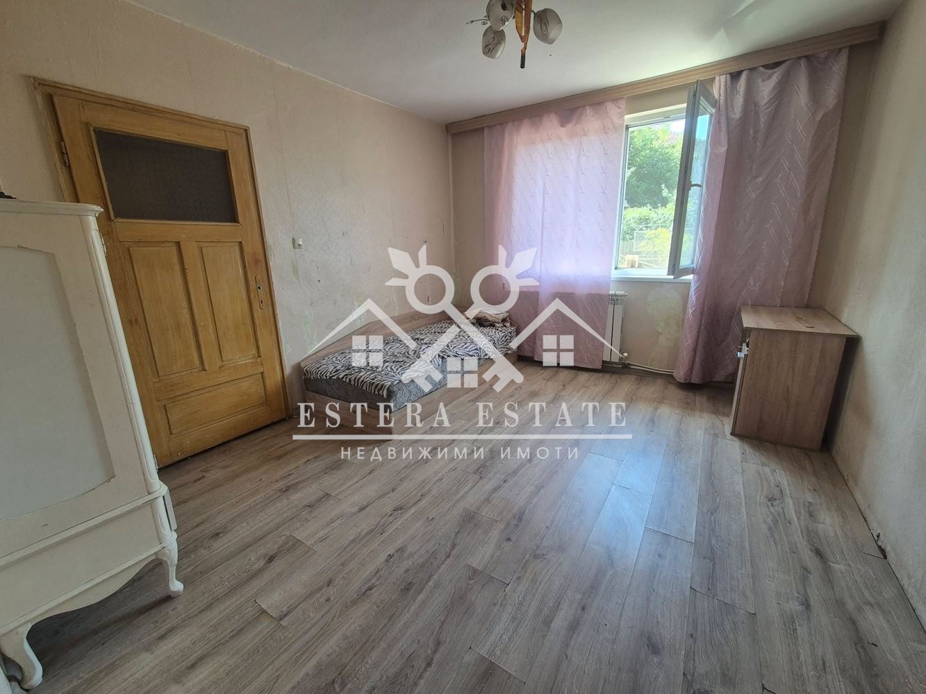 Продава КЪЩА, гр. Смядово, област Шумен, снимка 2 - Къщи - 55748288