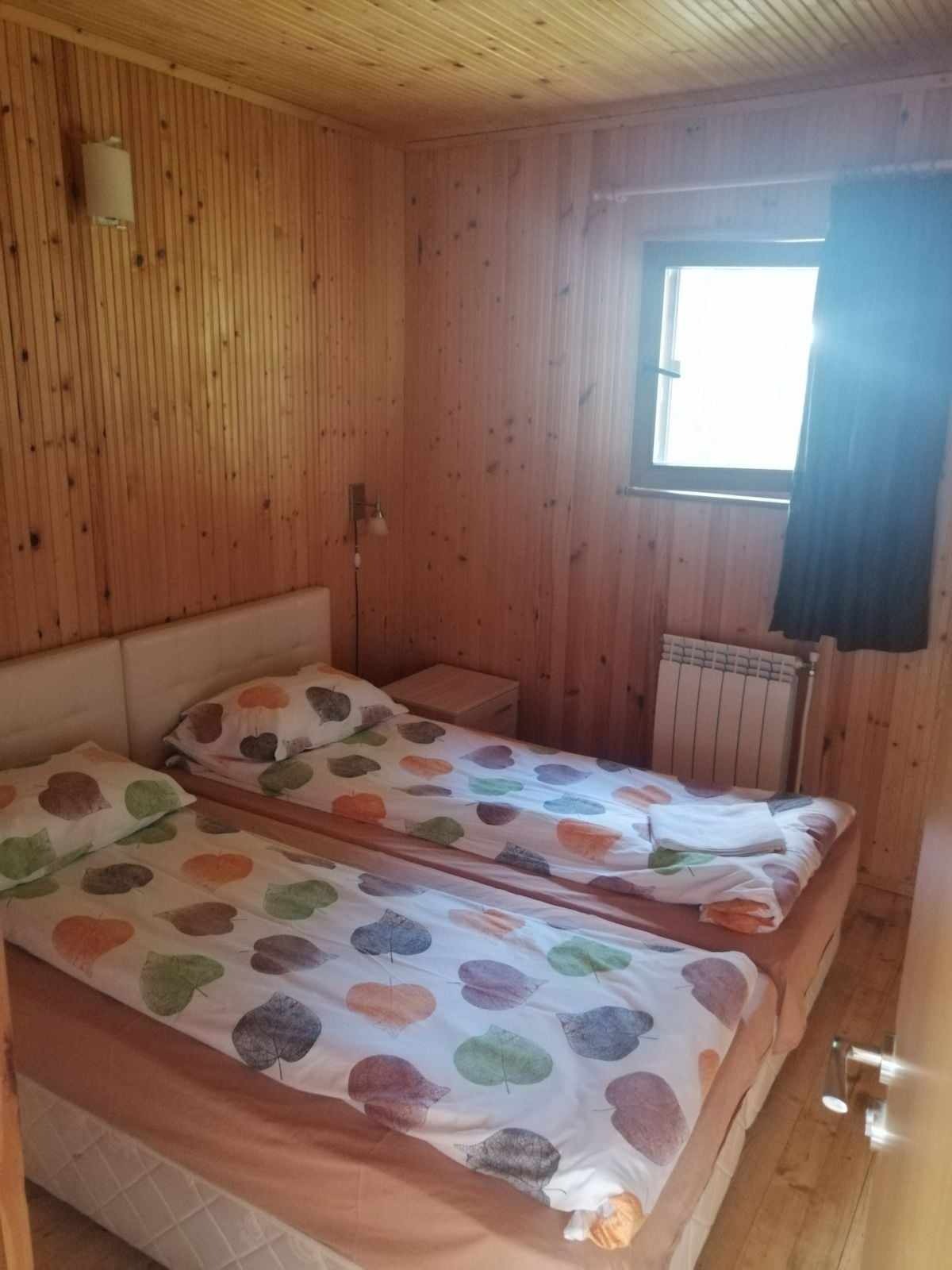 Продава ХОТЕЛ, гр. Априлци, област Ловеч, снимка 4 - Хотели - 53741225