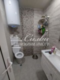 Продава ЕТАЖ ОТ КЪЩА, гр. Шумен, Пожарната, снимка 9