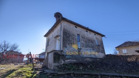 Casa Polski Trambesh, regione Veliko Tarnovo 6