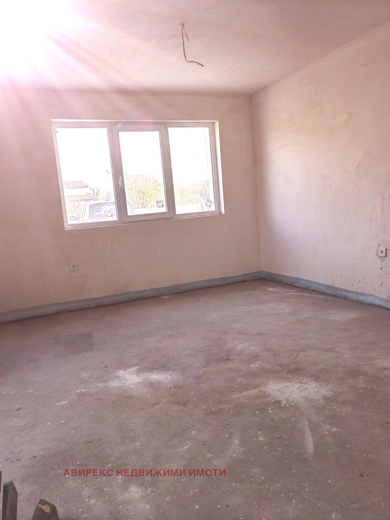 Продается  1 спальня Пловдив , Прослав , 85 кв.м | 67397017 - изображение [2]
