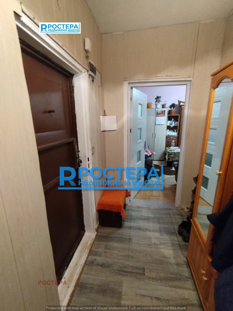 Продава 2-СТАЕН, гр. Търговище, Запад 3, снимка 8 - Апартаменти - 52425341