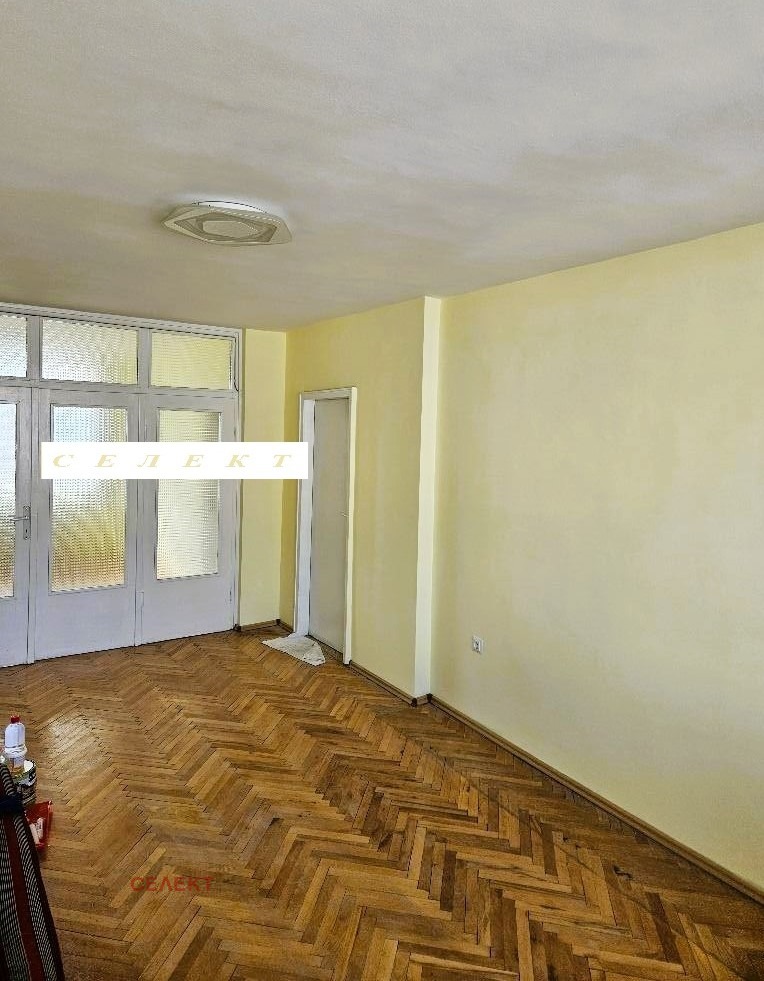 À venda  2 quartos Plovdiv , Centar , 108 m² | 72974884