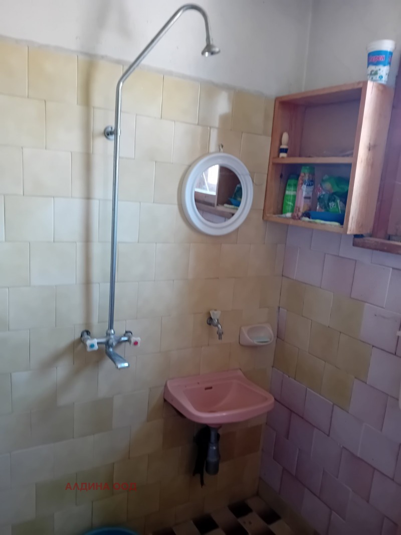 Продава  Къща област Перник , с. Драгичево , 100 кв.м | 61209011 - изображение [16]