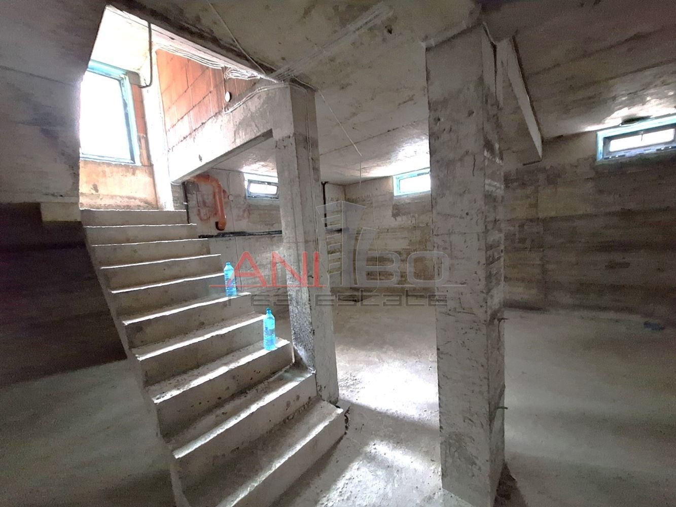 Продава КЪЩА, гр. Варна, м-т Долна Трака, снимка 9 - Къщи - 54540155