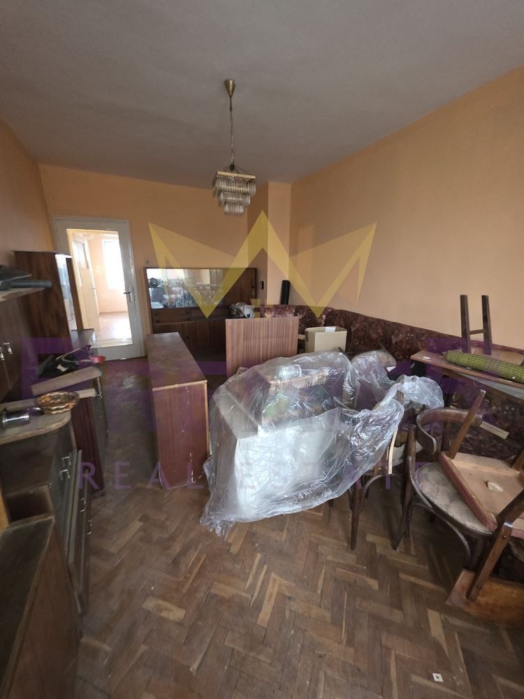 Продава 3-СТАЕН, гр. Силистра, Център, снимка 7 - Апартаменти - 54039531